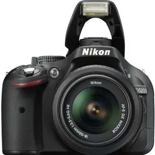 Зеркальный фотоаппарат Nikon D5200 18-105 VR