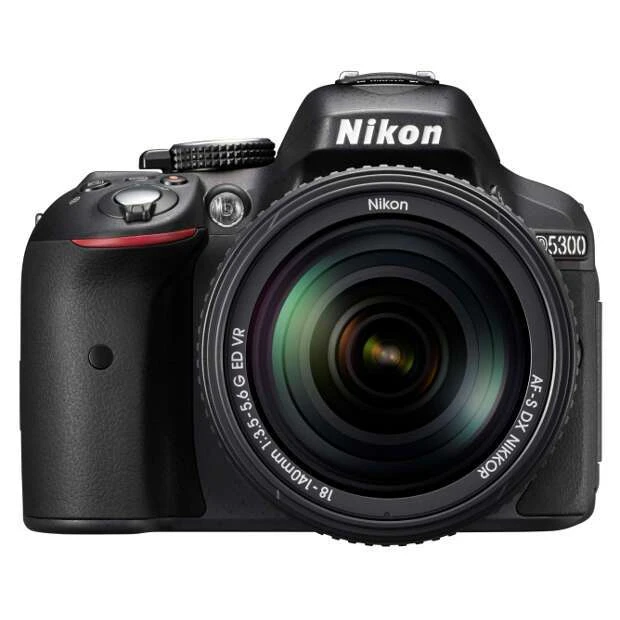 Зеркальный фотоаппарат Nikon D5200 BK 18-140 VR