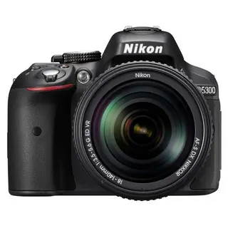Зеркальный фотоаппарат Nikon D5200 BK 18-140 VR