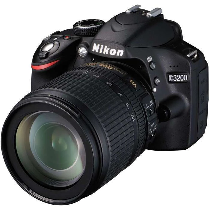 Зеркальный фотоаппарат Nikon D3200 18-105 VR