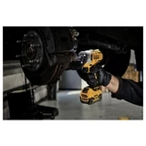 Аккумуляторный импульсный гайковерт DeWALT DCF901P1-QW  - фото 4