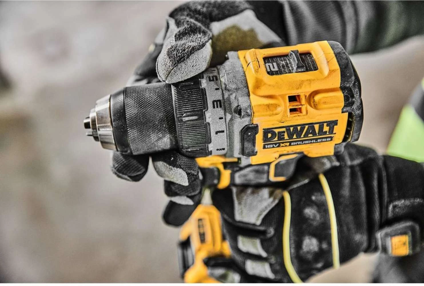 Дрель-шуруповерт бесщёточный аккумуляторный DeWALT DCD800E1T-QW 