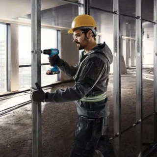 Аккумуляторная дрель-шуруповерт Bosch GSR 185-LI  06019K3005 
