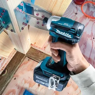 Аккумуляторный ударный бесщеточный шуруповерт Makita DTD172Z - фото 4