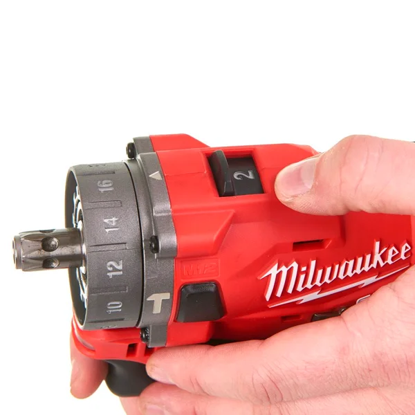 Дрель Milwaukee M12 FPDXKIT-202X FUEL 4933464138 - фото 11