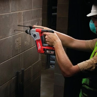 Перфоратор Milwaukee M18 BH-402C (4933443330) 1.2 Дж, SDS-Plus  - фото 3