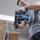 Аккумуляторный перфоратор Bosch GBH 18V-18 - фото 7