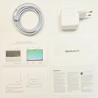 Ноутбук Apple MacBook Air 2025 M4 / 13" / 16GB / SSD 256GB / MacOS / Sky Blue / MC6T4RU/A - фото 4