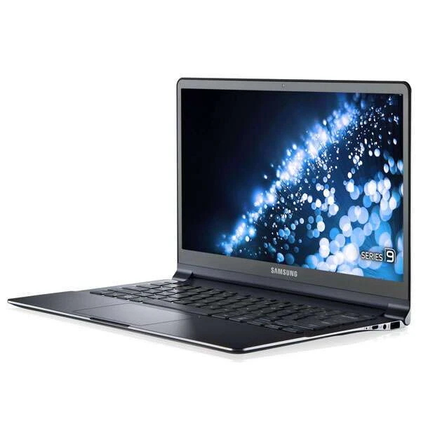 Ультрабук Samsung NP900X3C