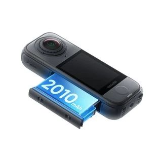 Экшн-камера Insta360 X4 Air Starter Bundle 