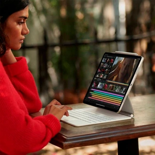 Планшет Apple iPad Pro 11″ M1 2TB Wi‑Fi 2021 Silver (MHR33RK/A)