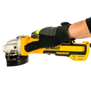 Углошлифовальная машина DeWALT DWE4357-QS