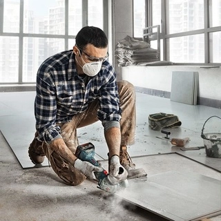 Аккумуляторная УШМ Bosch GWS 180-LI