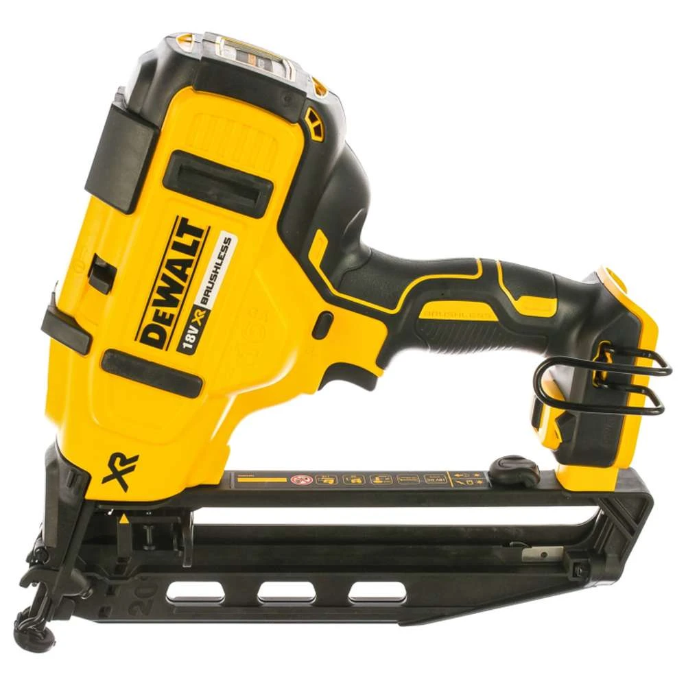 Пистолет гвоздезабивной аккумуляторный DeWALT DCN660D2-QW 