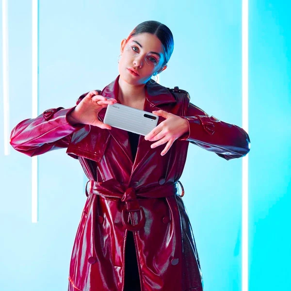 Realme смартфоны 6i 3/64GB White Milk - фото 7