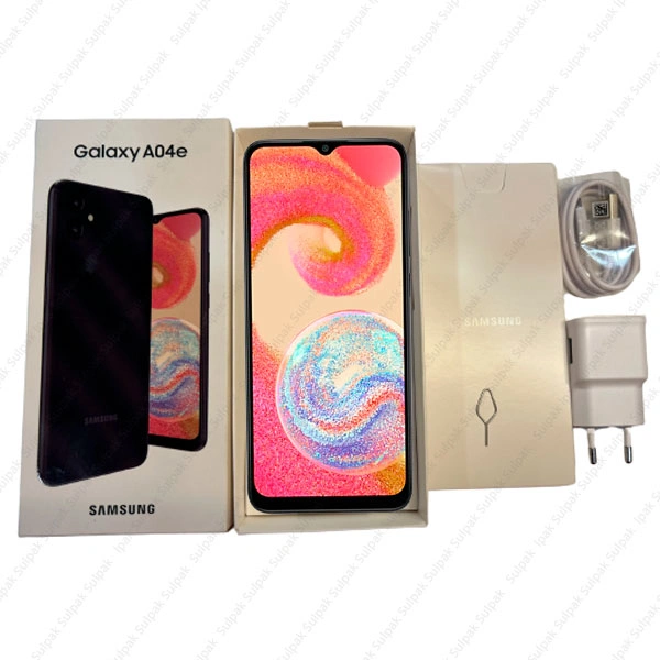 Смартфон Samsung Galaxy A04e 3/32GB Black - фото 7