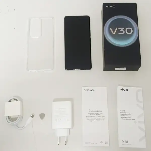 Смартфон Vivo V30 12/256GB Lush Green  - фото 9