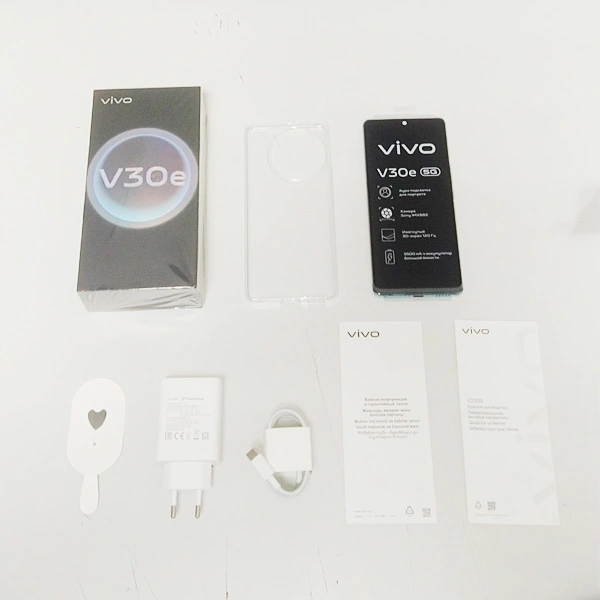 Смартфон Vivo V30e 8/256GB Sunny Green - фото 8