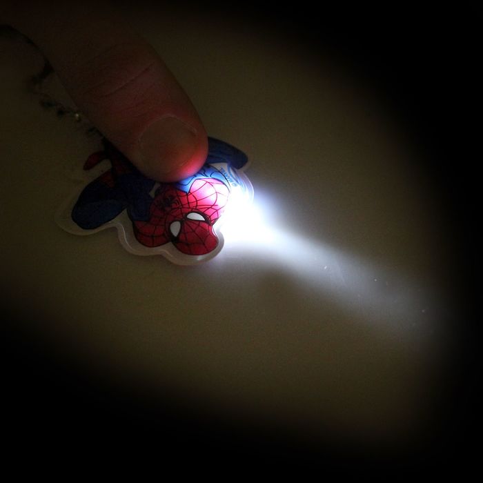 Брелок с фонариком "Человек-Паук" 