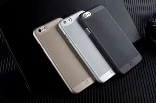 Fashion Case чехол для Iphone 6S+ перфарированный чёрный (LOOPEE)