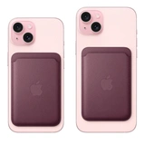 Чехол-бумажник Apple для iPhone FineWoven Wallet with MagSafe (MT253ZM/A) Mulberry - фото 4