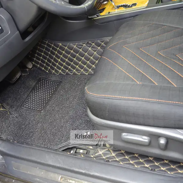 Коврики Kristall-auto Toyota Camry 40 2006-2011 черный/бежевый