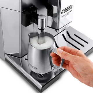 Кофемашина Delonghi ECAM 550.85