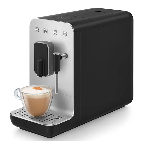 Кофемашина Smeg BCC02BLMEU - фото 2