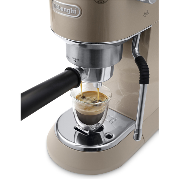 Кофеварка DeLonghi EC885.BG - фото 6