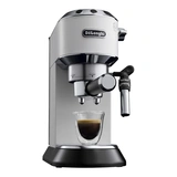 Кофеварка DeLonghi EC685.W - фото 3
