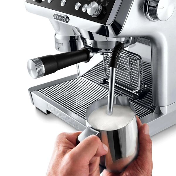 Кофеварка DeLonghi EC 9355.BM - фото 8