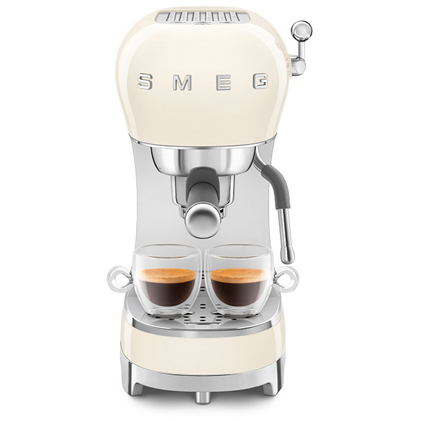 SMEG кофеқайнатқышы ECF02CREU