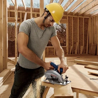 Пила дисковая Bosch GKS 140