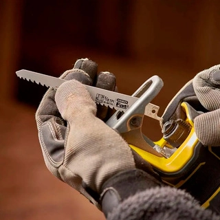 Аккумуляторная сабельная пила Stanley "FATMAX" SFMCS310B-XJ - фото 4