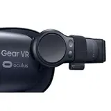 Очки виртуальной реальности Samsung Gear VR с джойстиком (SM-R325NZVASKZ) - фото 4