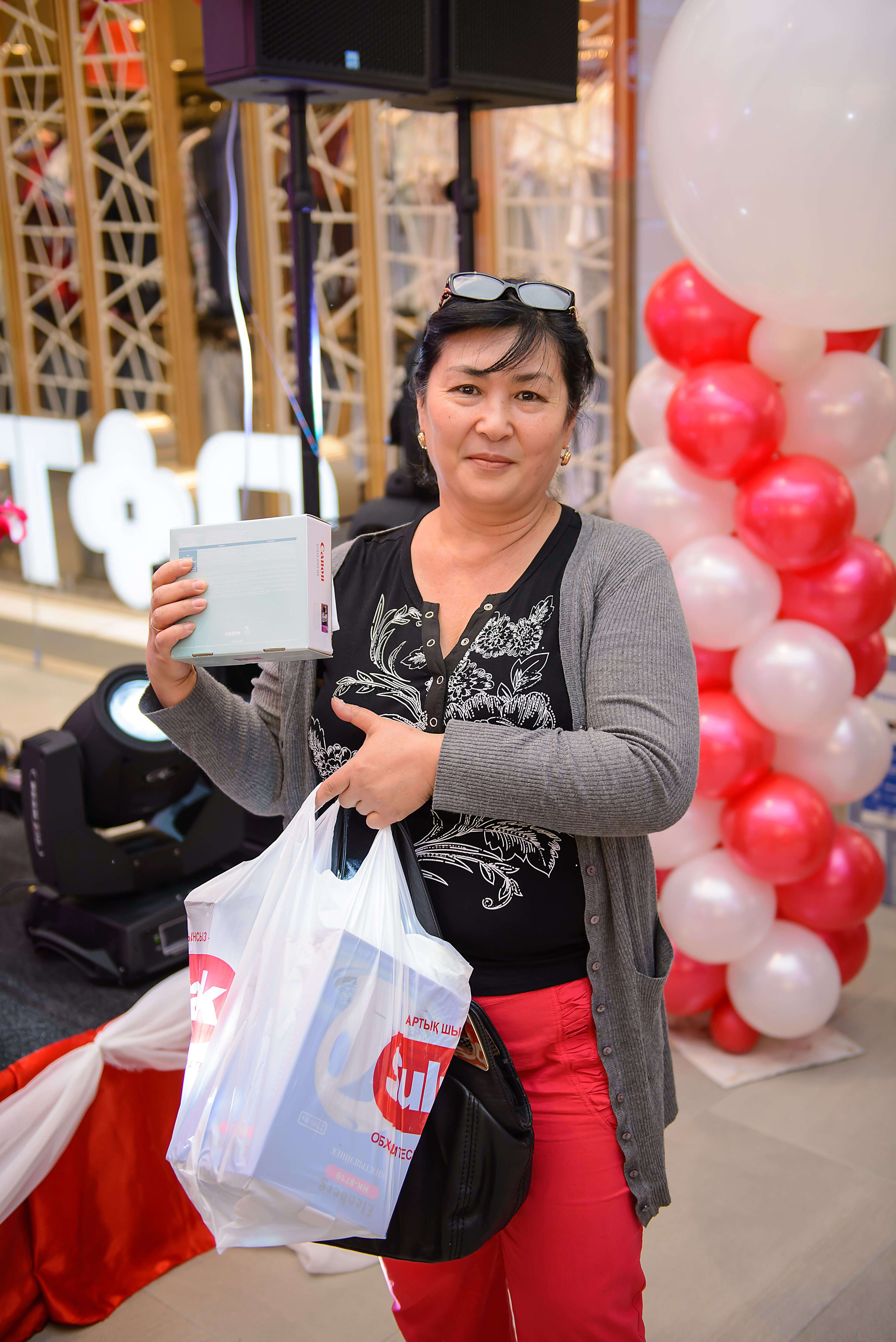 Открытие 73-магазина SULPAK в Алматы, ТРЦ Dostyk Plaza, мкр.Самал-2, 111