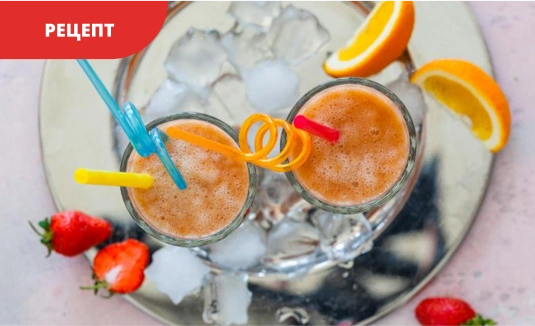 Рецепт смузи из банана, апельсинов и клубники