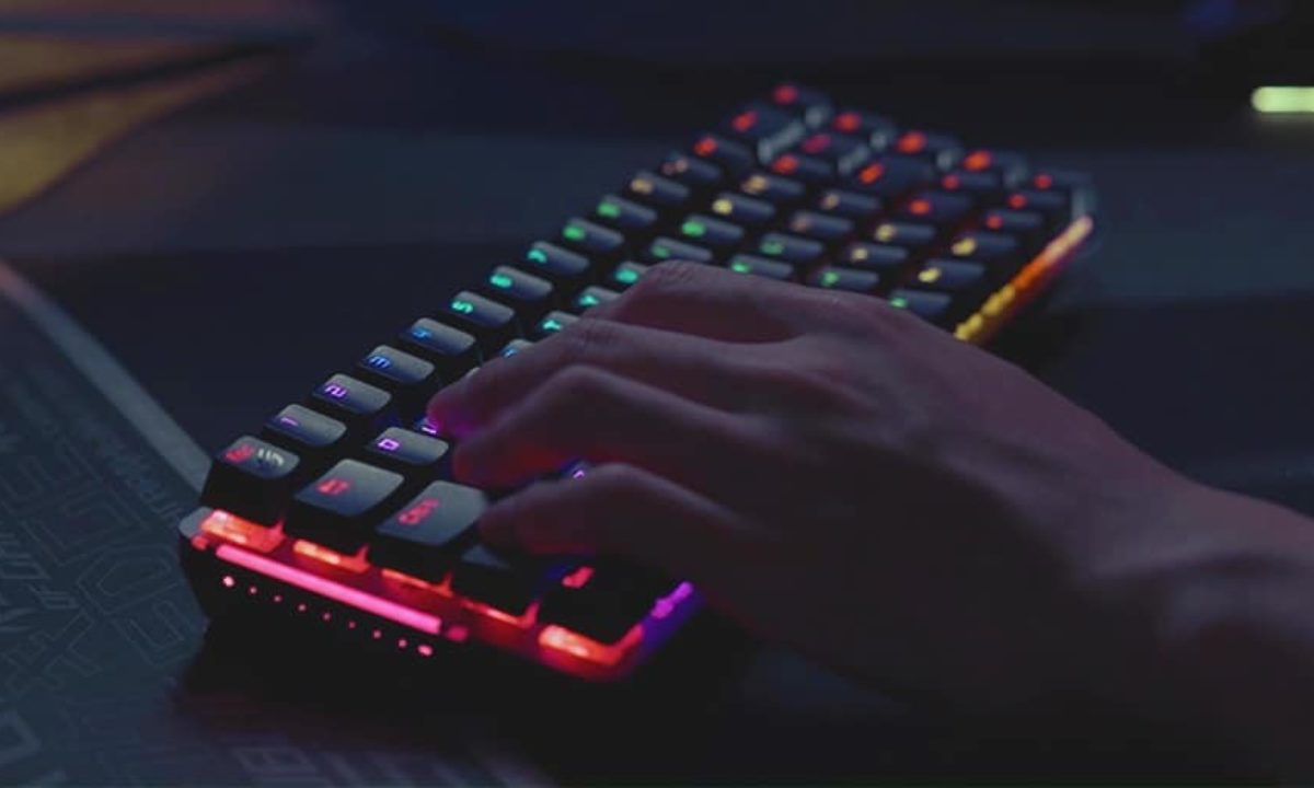 Data keyboard. Klavis.