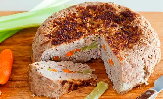 Рецепт мясной запеканки с морковью и сельдереем