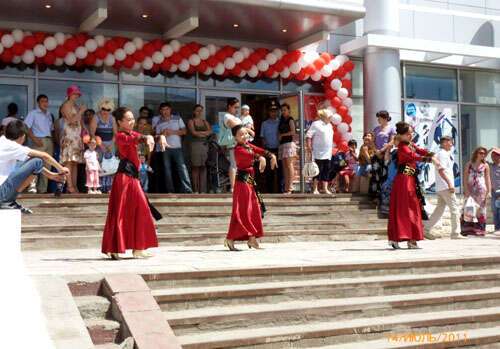 Новый гипермаркет Sulpak в г.Сатпаев распахнул свои двери для всех покупателей! 