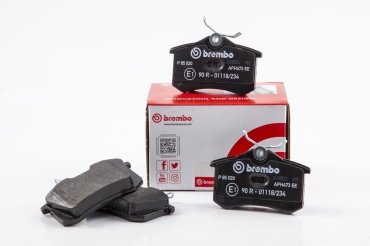 Колодки Brembo задние P44019