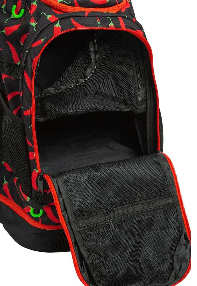 Рюкзак Madwave M1129 02 0 13W мультиспортивный 32 красный, черный купить,49900