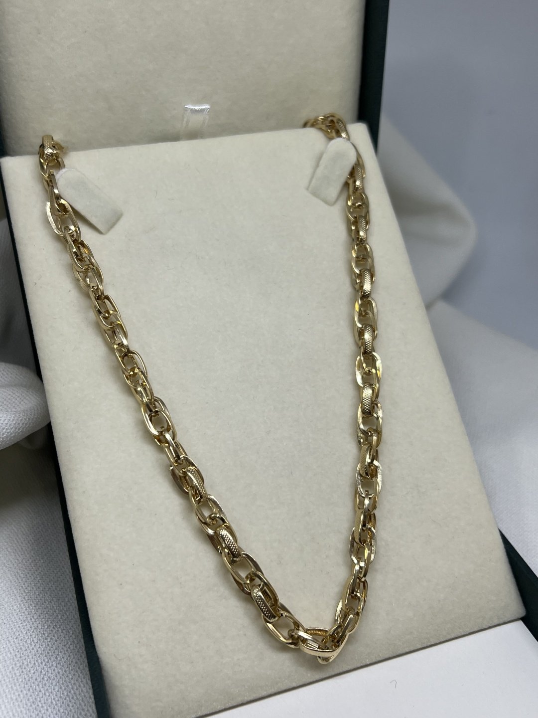 Цепь MIRSADO GOLD Mg длина 55 см, вес 16.41 г золото, плетение отсутствует купить,NaN