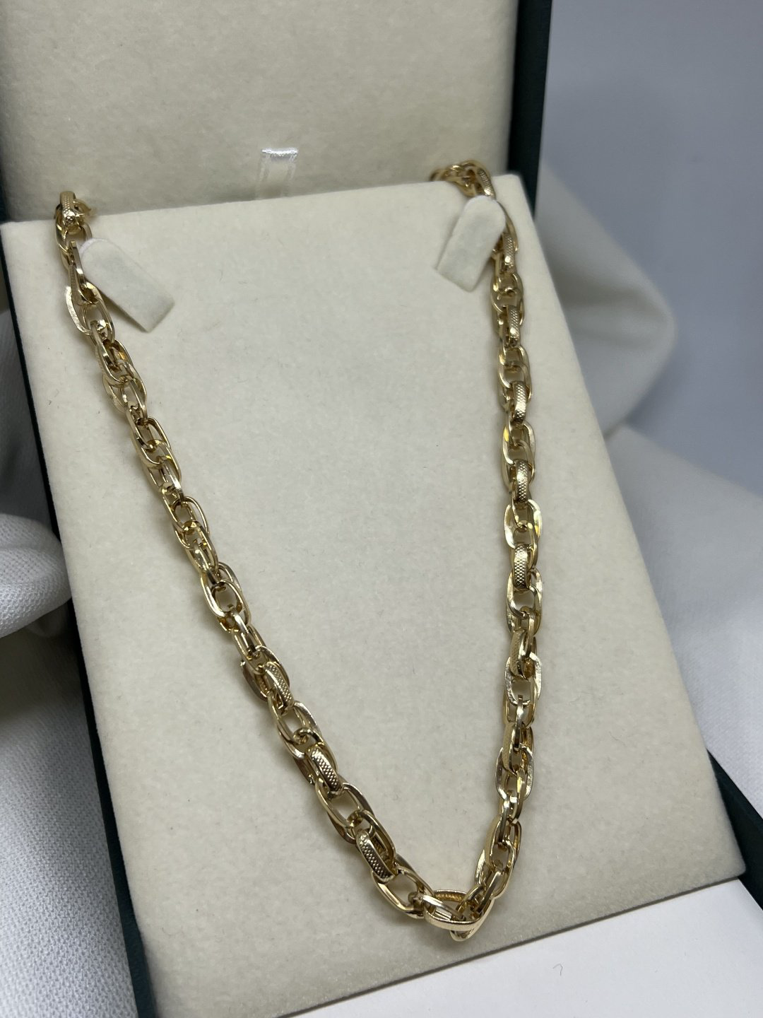 Цепь MIRSADO GOLD Mg длина 55 см, вес 16.41 г золото, плетение отсутствует купить,NaN