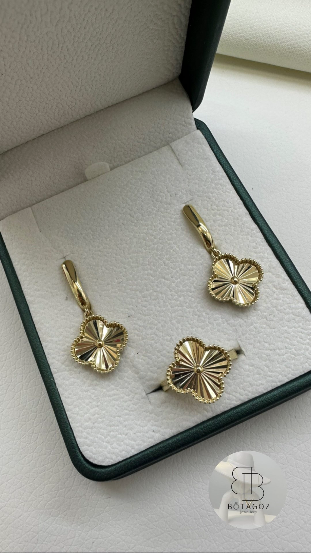 MIRSADO GOLD T62739 вес 7.38 г золото, фианит купить,549000