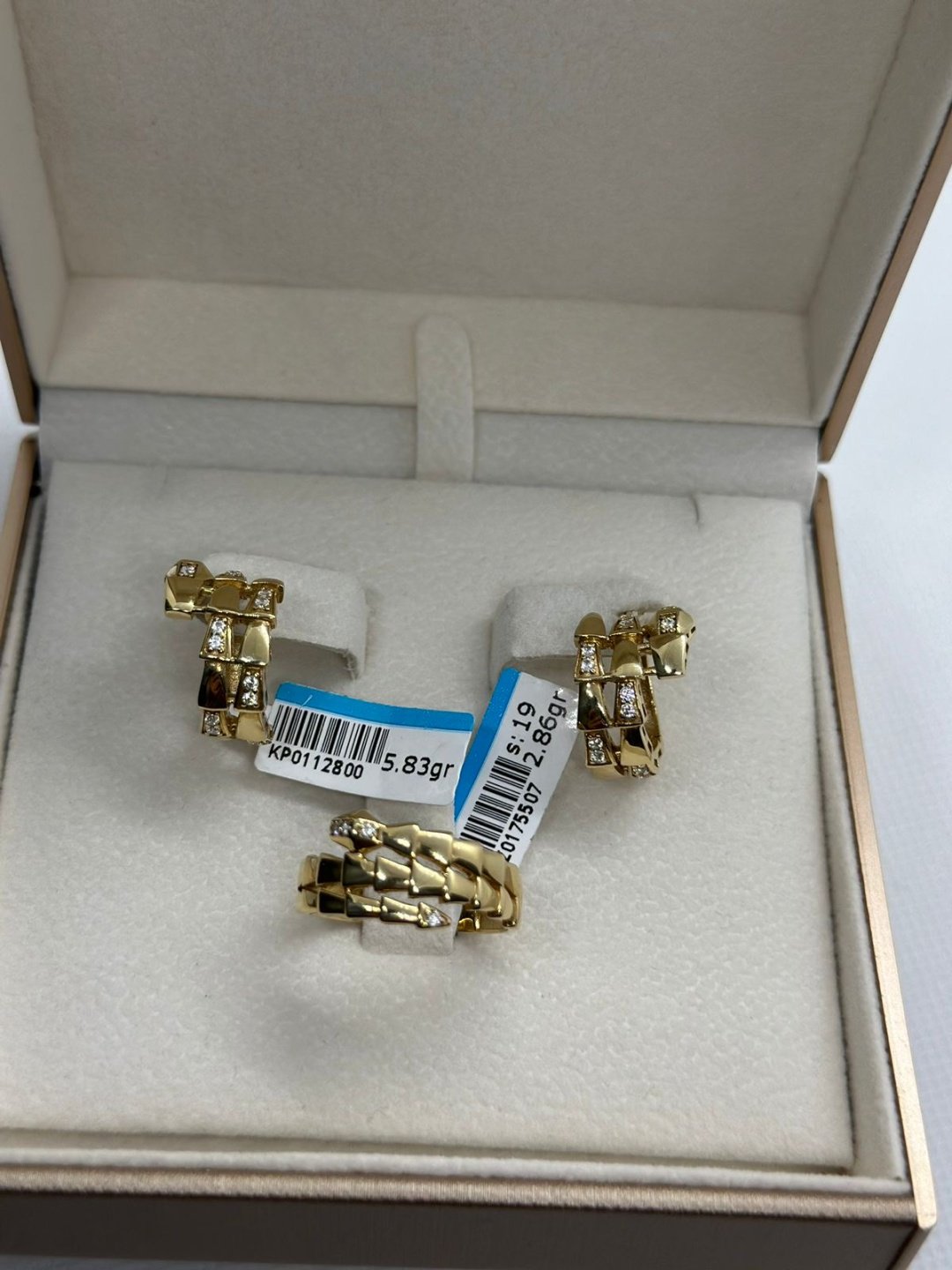 MIRSADO GOLD 5832 вес 8.69 г золото, фианит купить,NaN