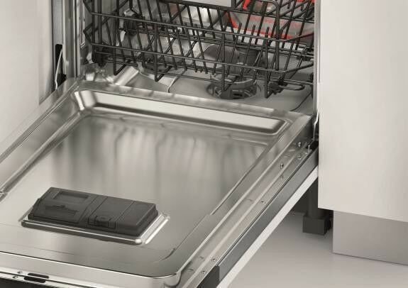 Посудомоечная машина Whirlpool WSIP 4O23 PFE белый, серый