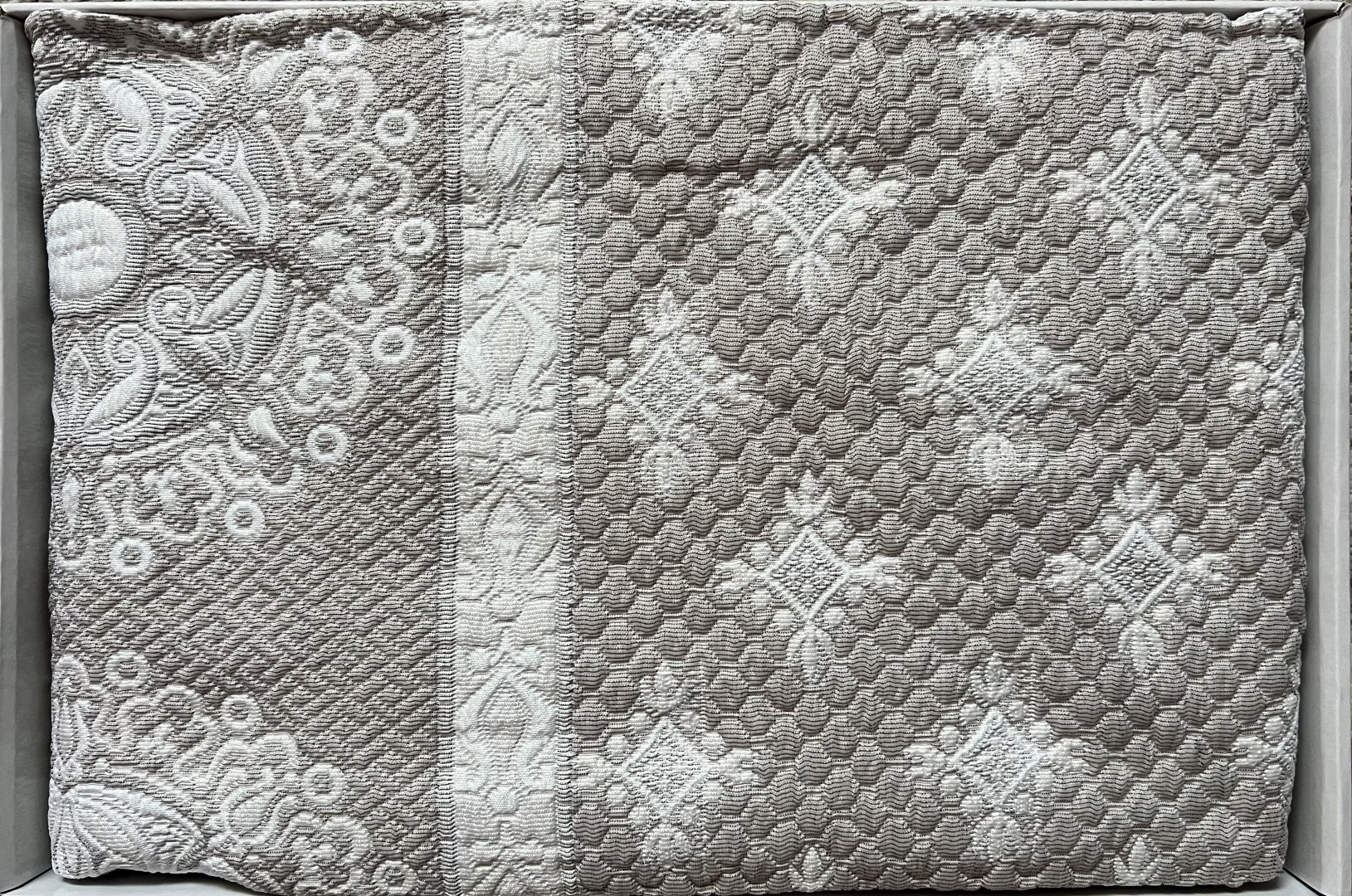 Покрывало LORI Home Collection 170х240 см, гобелен, бежевый, светло - бежевый