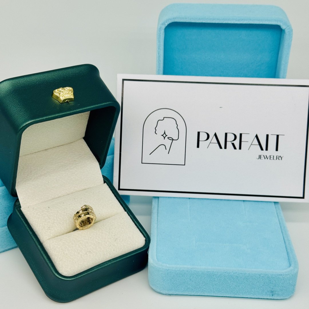 Подвеска PARFAIT JEWELRY PJ_New2025-2026_27 вес 1.35 г золото, фианит купить,NaN