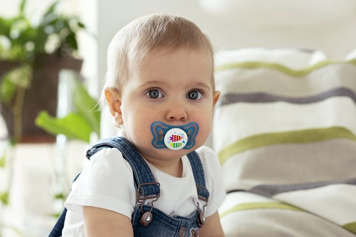 Пустышка Chicco силикон Physio Light 16м+ 2 шт  купить,NaN